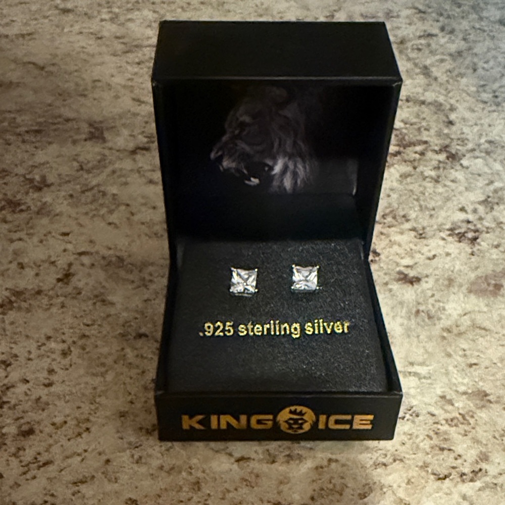 NWT King Ice 6mm Sterling Silver Clear Princess Square Cut Earrings